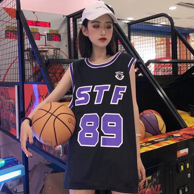 头像女生打篮球