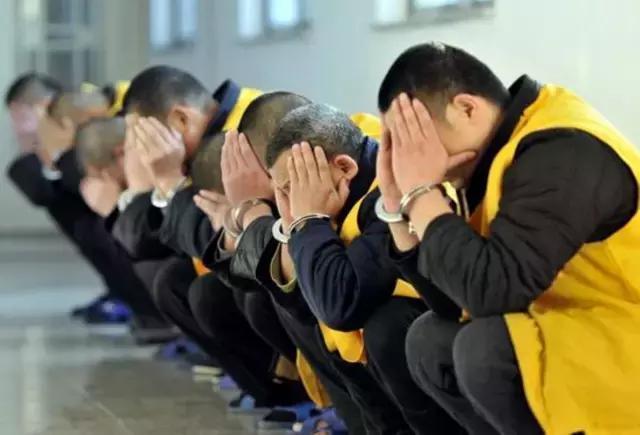 看守所真实的生活是怎样的? 很多人都是头一次听说!