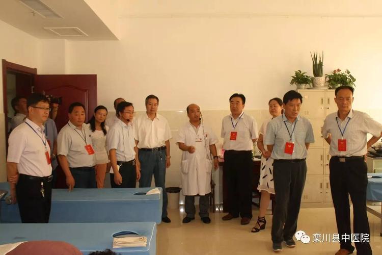 8月3日,栾川县政协主席王金灵及20余名委员一行来到我院视察工作