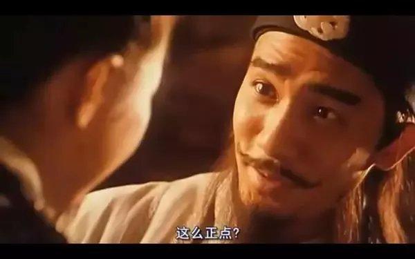 梁朝伟的喜剧角色随后在各大片中偶有表露,如《天下无双》里毁容的