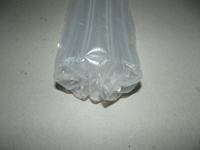 新型缓冲包装材料,具有防震,抗摔,缓冲的效果,全方位保护好您的产品.