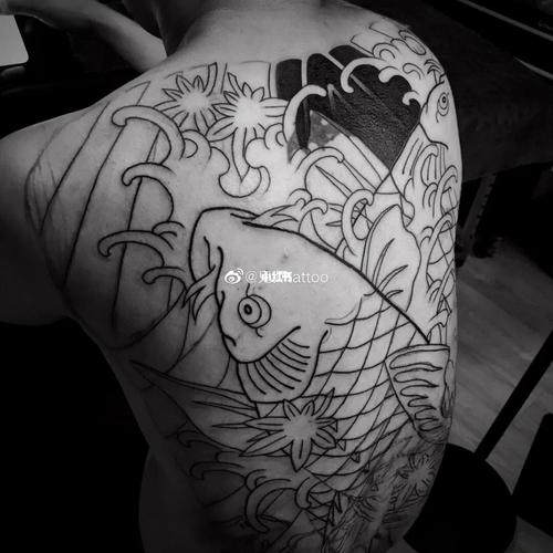 今日遮盖线与雾#鲤鱼纹身##满背纹身##雾##线##老传统