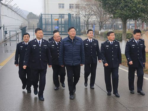 张晓伟赴金陵监狱检查指导工作