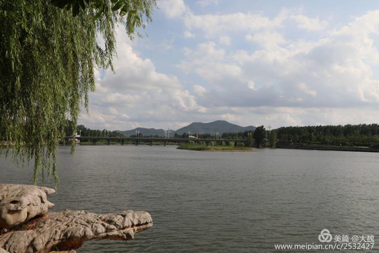 其它 大美费县 写美篇摄影:大魏 地点:温河两岸 时间:2018年7月7日