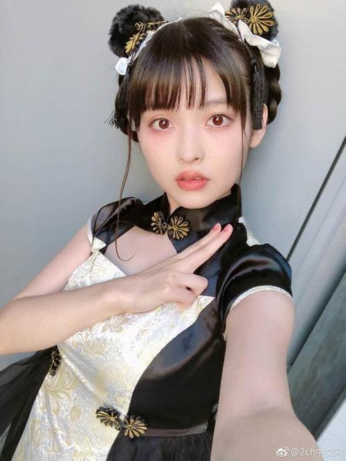日本网民吐槽:看看声优上坂堇的最新照片