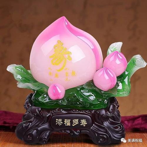 今天腊月初一,腊月第一天,最吉祥的祝福送给朋友们,祝