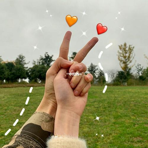 情侣比心手势 朋友圈背景图_手势_壁纸_朋友圈背景图