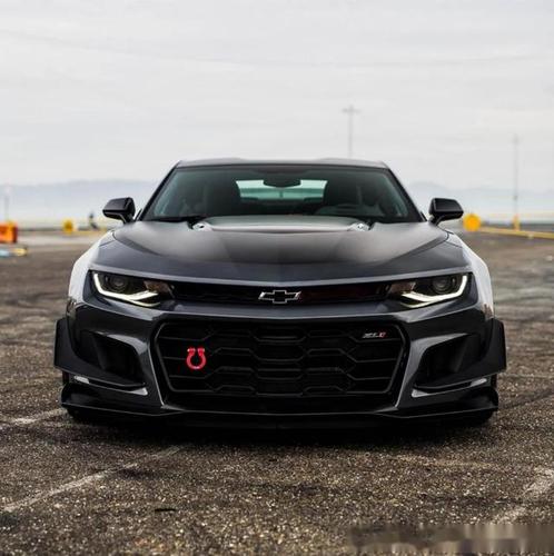 黑武士科迈罗zl1最强大黄蜂650马力百公里加速35秒