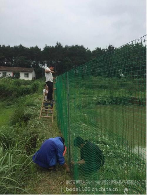 潜江鱼塘防护隔离围栏【厂家现货直销当天发货】鱼塘钢丝防护铁拦*防