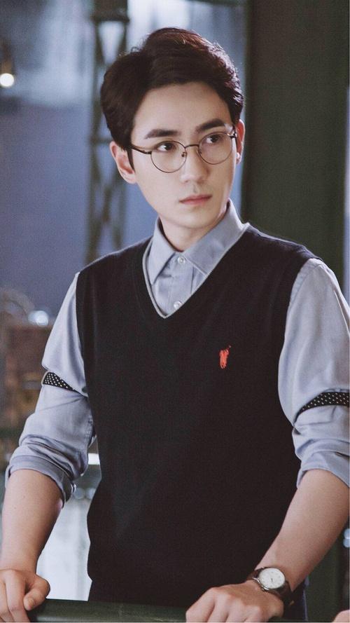 理性讨论,为什么沈巍比朱一龙好看?