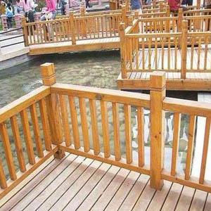 供兰州防腐木护栏和甘肃防腐木栏杆价格