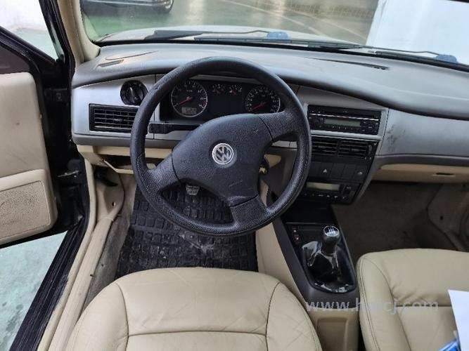 大众桑塔纳18手动舒适版2009款