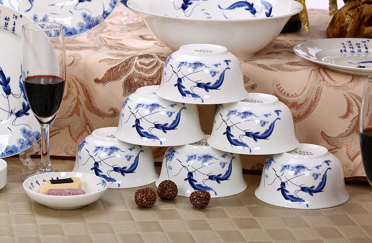 碗 陶瓷餐具 年年有鱼   【适 用】:自用 送父母 送朋友 新居礼品