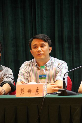 江西省教育厅彭世东副厅长
