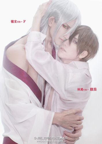 coser颠茄:林路 coser小f:镜玄