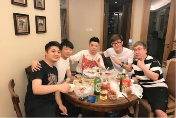 穿越火线的一代巨星 白鲨的平凡传奇路