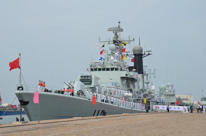 887舰(微山湖号)