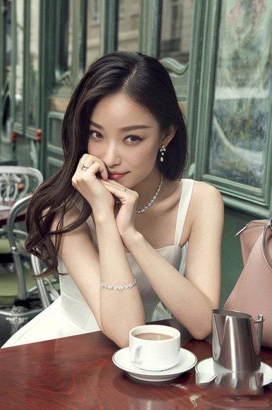 倪妮巴黎时尚大片写真图片