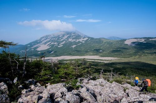 六月鳌山太白负重徒步穿越aa约伴