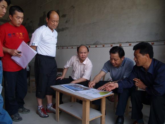 八步区委书记廖成明到莲塘镇调研新农村建设