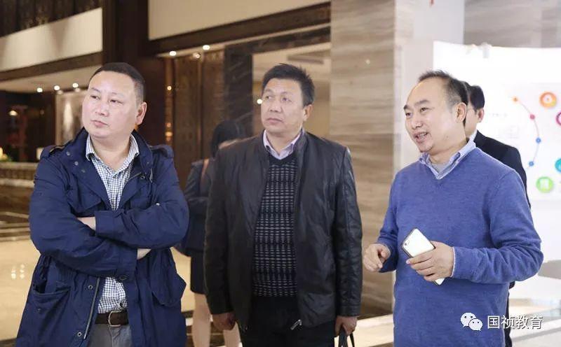 五河县教育局副局长李丙成,五河县中医院院长黄志刚等一行莅临安徽