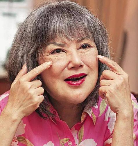 整容失败后获国际大奖!