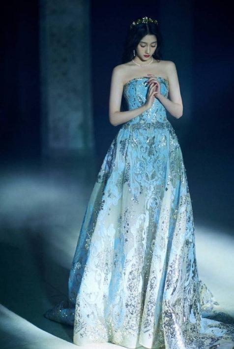 elle风尚大典明星红毯造型##elle明星红毯造型