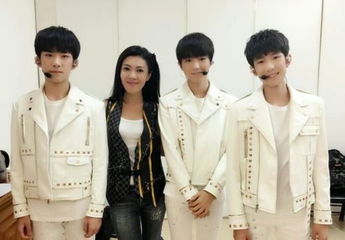 王俊凯 #易烊千玺 #王源 #tfboys 北京三周年粉丝见面会 高清 帅气