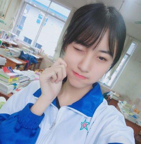 qq女生头像校服控可爱