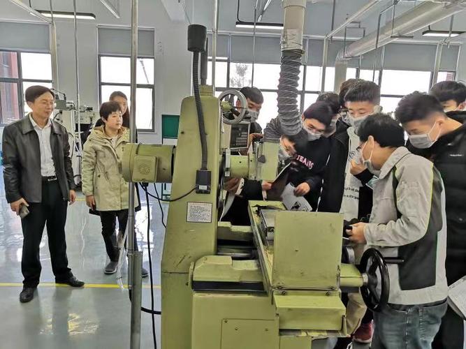 机电工程学院现代学徒制领导小组赴歌尔工学院参观调研
