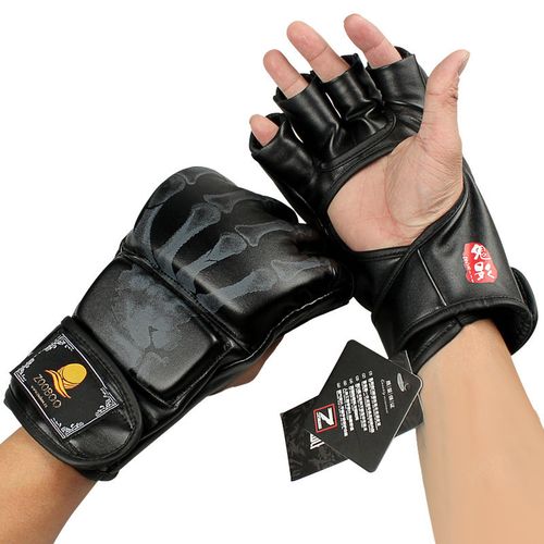 拳击手套成人儿童半指打沙袋拳套ucf搏击手套mma半指拳套露指透气