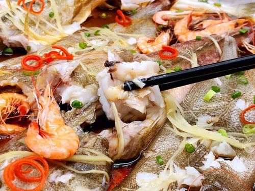 肥美河鲜正当时▎来江上渔家人均40豪叹时令河鲜吃过都赞不绝口