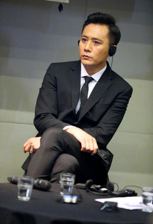 刘烨发文晒娃,诺一变化太大,邋遢发型已颠覆帅气小王子形象