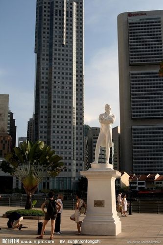 新加坡 莱佛士雕塑图片