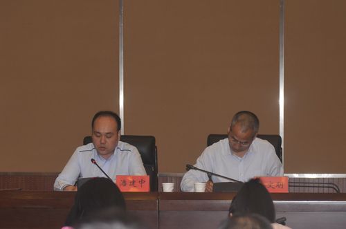 新当选会长潘建中就职时表示:"我一定不辜负大家的重托,牢固树立