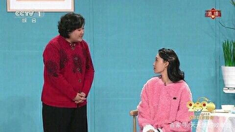 从央视春晚贾玲与张小斐,看婆媳相处之道