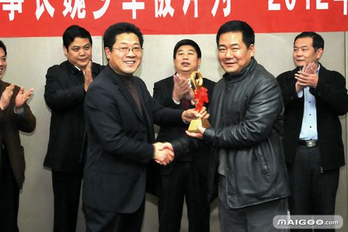 河北十大富豪排行榜 河北最有钱的十个人 魏建军夫妇