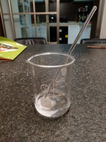 食盐与白糖结晶实验