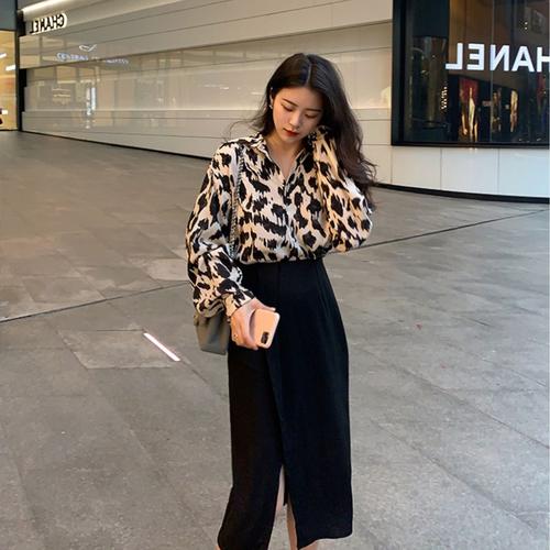 苹果梨沙漏型身材小红书微胖女孩穿搭短发衣服女装搭配显瘦套装秋