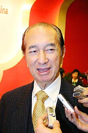 "中国赌王"何鸿燊 资料图