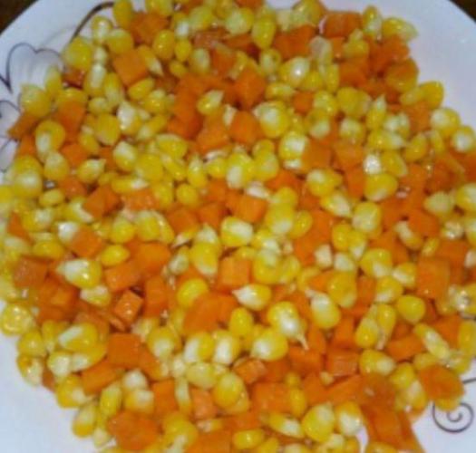 胡萝卜炒玉米