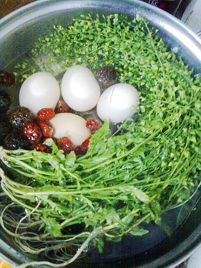 三月三地菜煮鸡蛋