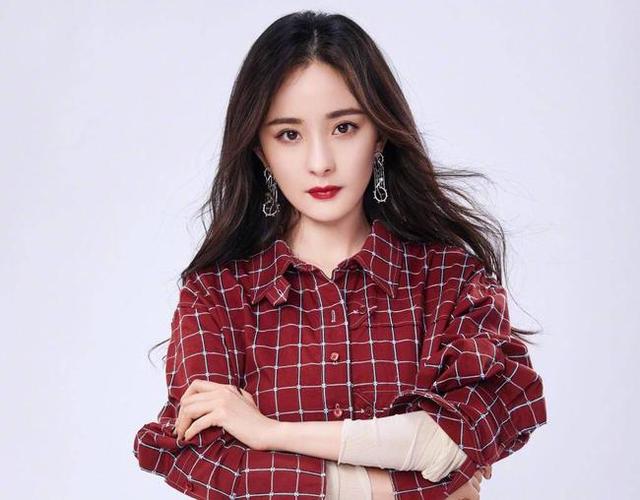 85后小花电视剧接连扑街但三年定律的杨幂带着斛珠夫人杀回来了