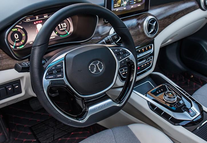 【北汽新能源汽车】北汽eu5组图赏析 北汽eu5美图大全