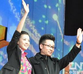 刘和刚妻子战扬个人资料和家庭背景揭秘,刘和刚个人资料,出身贫寒的