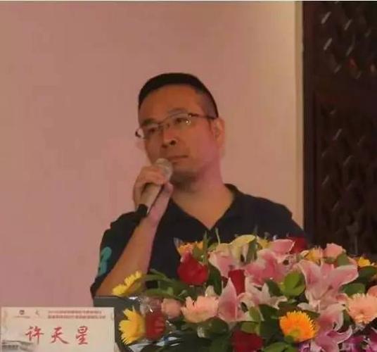 国内皮肤美容大咖云集福医二院 解读时下热门美容发展新奥秘