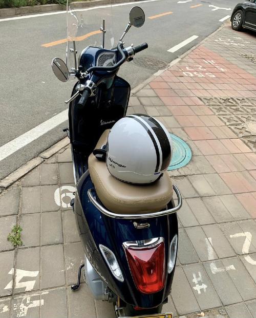 供应vespa春天150宝石蓝