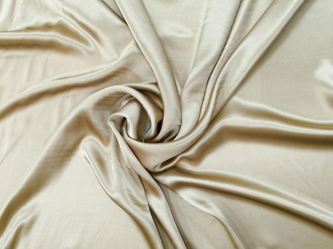 桑蚕丝面料的特点及鉴别方法