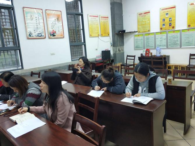 武汉市反邪教领导办公室到钟家村社区开展法轮功转化验收现场会