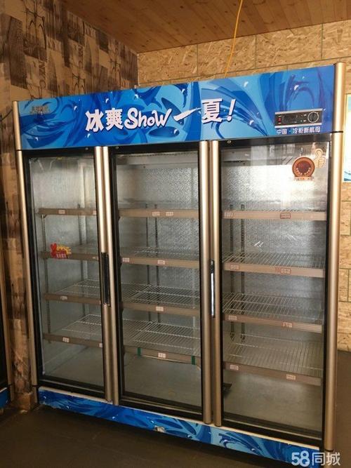 三门立式冷藏柜,双门立式冷藏柜,座椅等